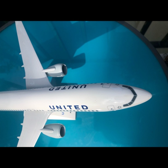 🇺🇸✈️Boeing 737 Airplane Model : United Airlines - Picture 5 of 11